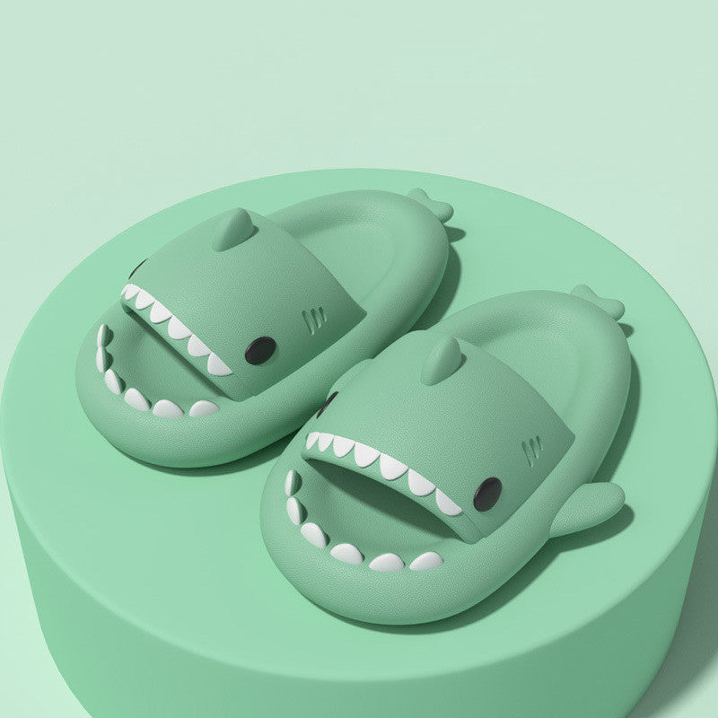 Funny Shark Slippers – Comfortabel & Grappig voor Binnen én Buiten 🦈
