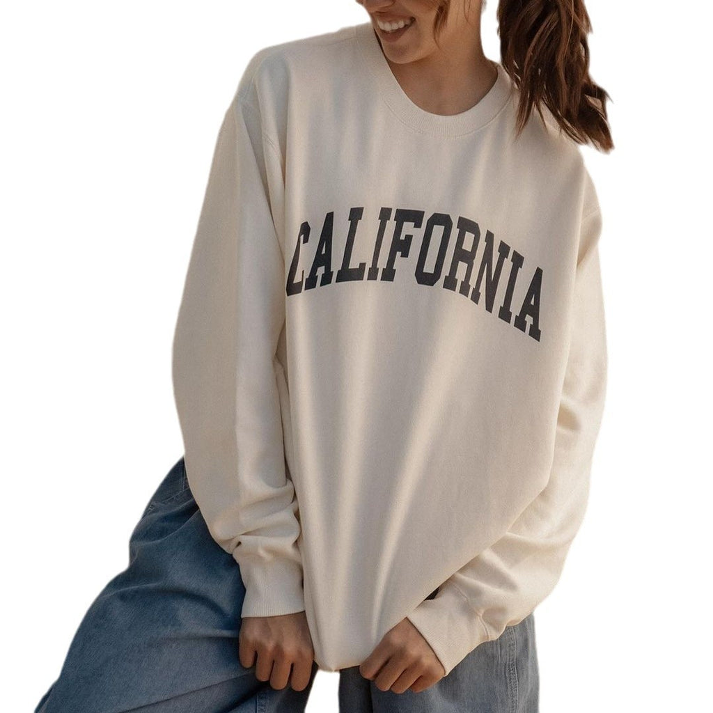 California & Malibu Sweater – Casual Oversized Trui met Vintage Letterprint